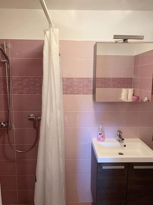 Holiday Apartment Nerezine Luaran gambar